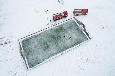 Uisuväljaku meisterdamine